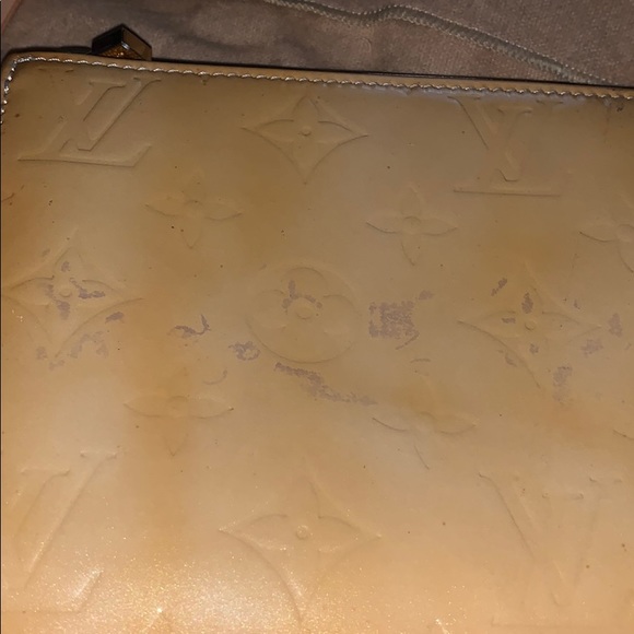 Louis Vuitton wristlet - Picture 6 of 8